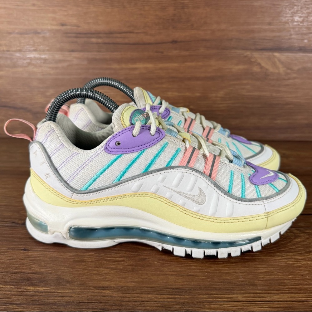 Nike Air Max 98‎ ‘Easter Pastel’ Sneakers Women’s Size 6.5 Low Top Shoes